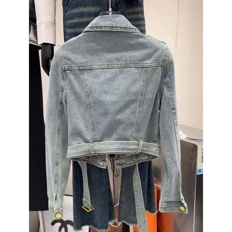 Casaco jeans curto com cordões feminino, casaco perfumado pequeno com fivela dourada, produtos europeus, design de primavera, sentido de cima, vento e oceano, maré 2020