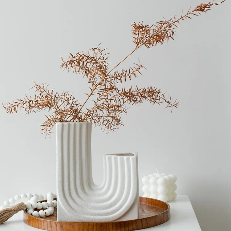 Nordic geometric u-shaped ceramic vase decorative arts design hotel wall vase