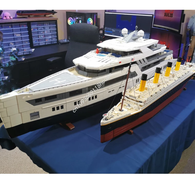 47827pcs MOC Ultra MEGA Yacht Mini-Fig Scale Boat Building Blocks Education Brick Children Kids Birthday Toy Christmas toy Gift