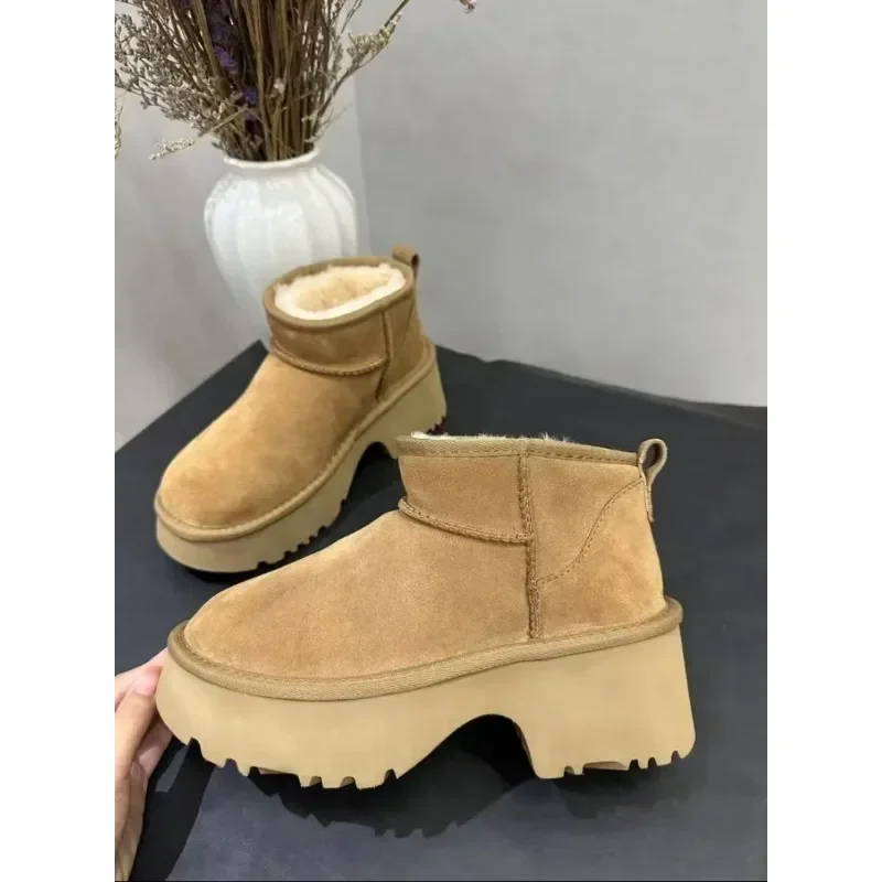 High heeled wool boots, the latest winter 2024 sheepskin wool integrated women's boots, mermaid style, platform high heels