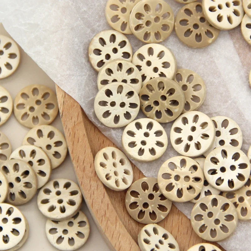 13mm Hollow White Coconut Wood Natural Buttons For Clothing Flower Carved Sewing Crafts Wooden Children Scrapbooking Wholesale