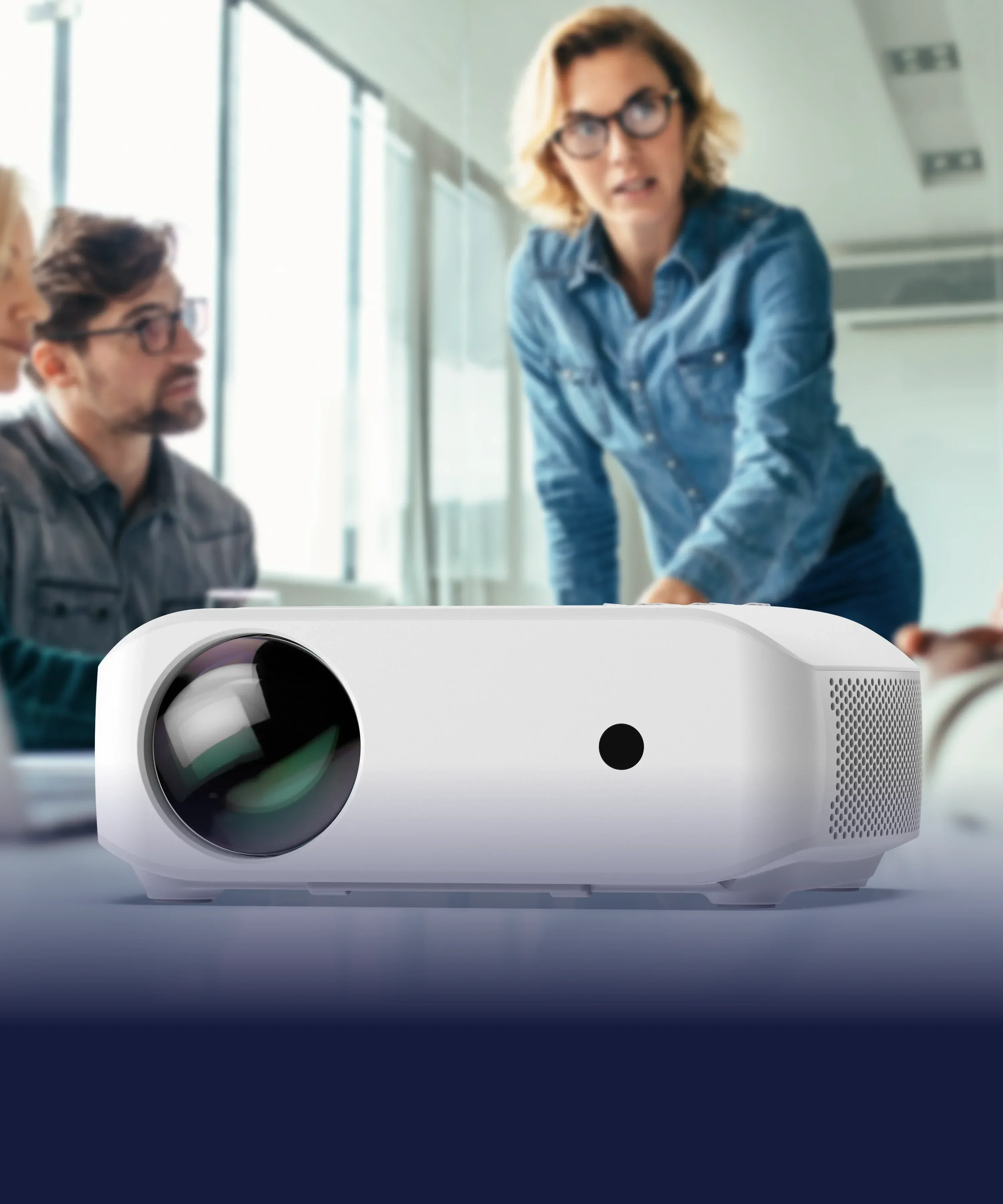 

2025 vivibright F10 easy mirroring/Miracast portable 720P wired/wireless USB LED projector support OEM projector