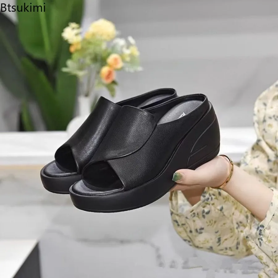 2026 Summer Women's Open Toe Sexy Solid Solid Thick Sole Slope Heel Slippers for Women Outwear Comfortable Women Single Shoes
