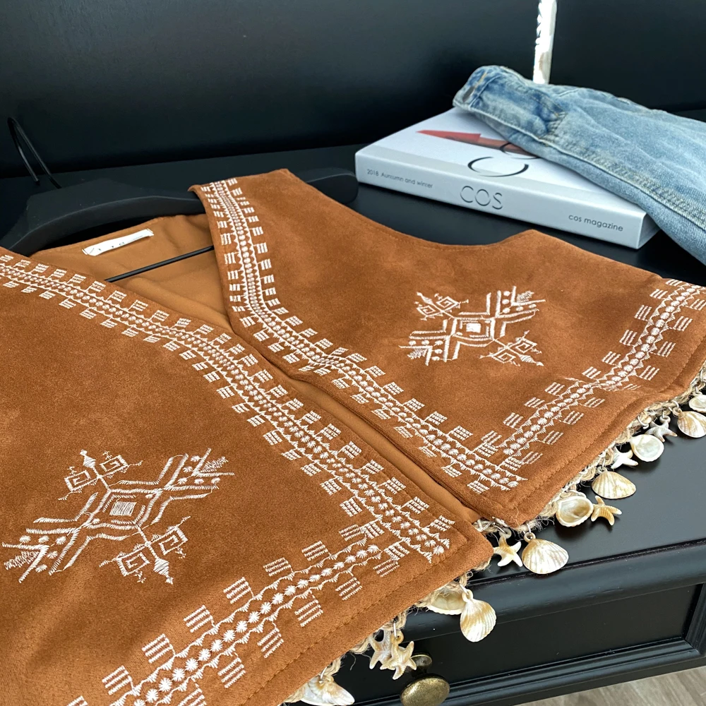 Dames kwastje V-hals Geborduurd top mouwloos vest Vintage elegante Koreaanse mode Zomer dameskleding