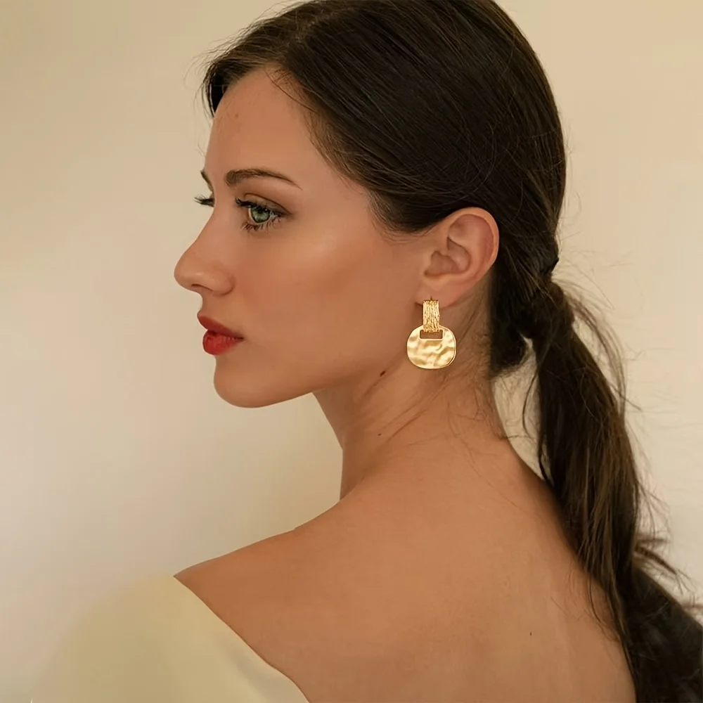 

1pair Retro Square Water Ripple Ear Clips Women Non Pierced Clip On Earrings Elegant Dangle Ear Jewelry Versatile Daily Commute