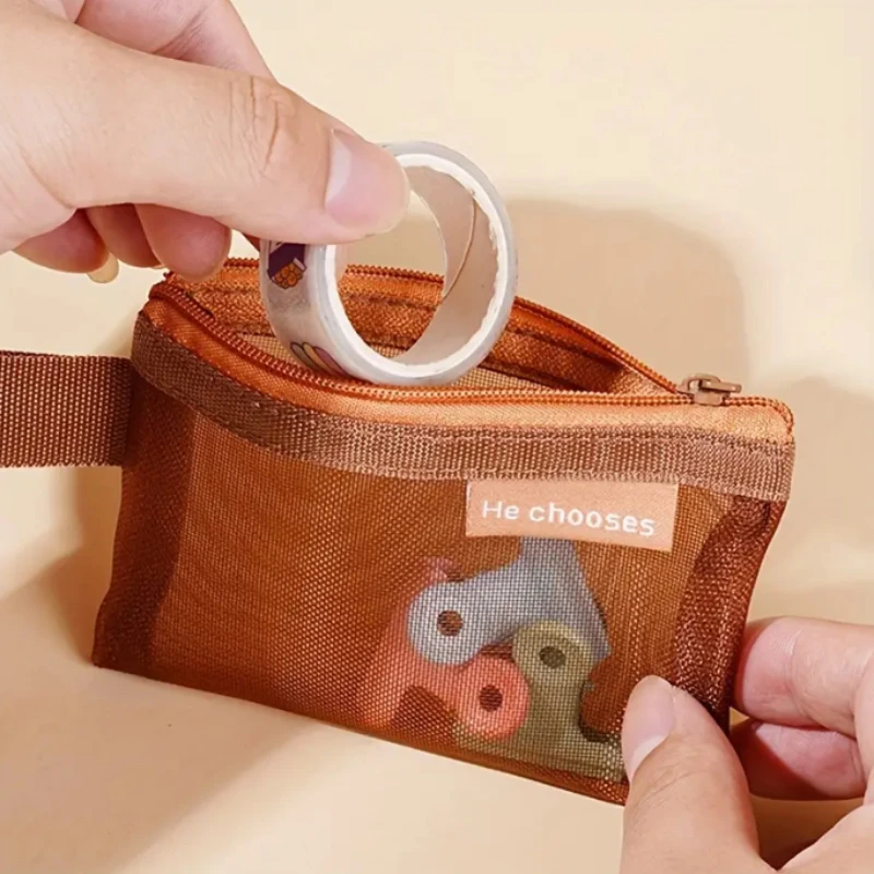 Mini mesh storage bag with zipper seal, lightweight nylon, lightweight and odorless; perfect for travel, stationery storage.