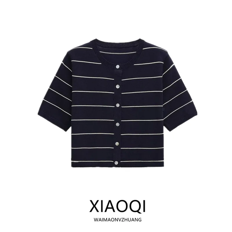 Summer 2025 New Women's Knitted ort Sve round Ne Stripe Jaet Simple Sle Commute Faion Polyester Fiber ort Length