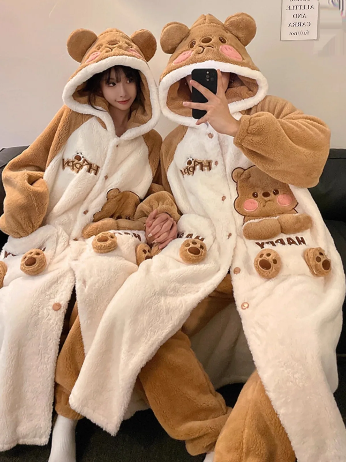 새로운 원피스 또는 투피스 만화 캐릭터 커플 파자마 코랄 벨벳 겨울 패딩 후드 로브 세트 따뜻한 홈웨어 남녀 공용