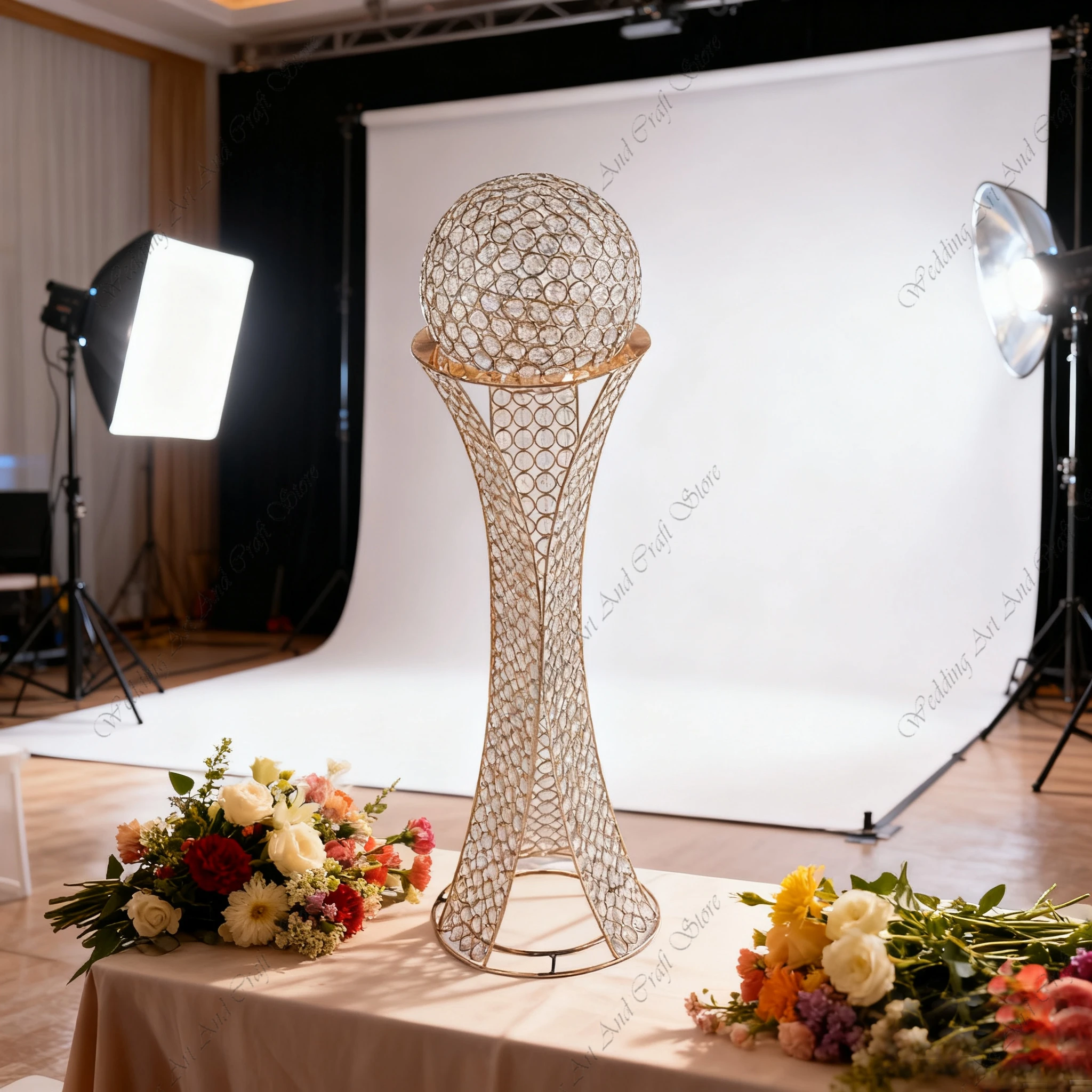 /6pcs f30 60cm Crystal Wedding Centerpiece with Crystal Ball Wedding Crystal Flower Stand Gold Metal Backdrop for Wed ivy517