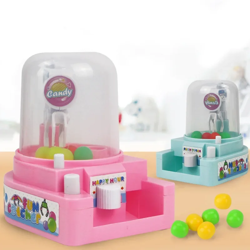 Mini Grasping Music Clip Candy Machine Small Gashapon Catching Robot Children Training Puzzle Twist Candy Action Toy Figures