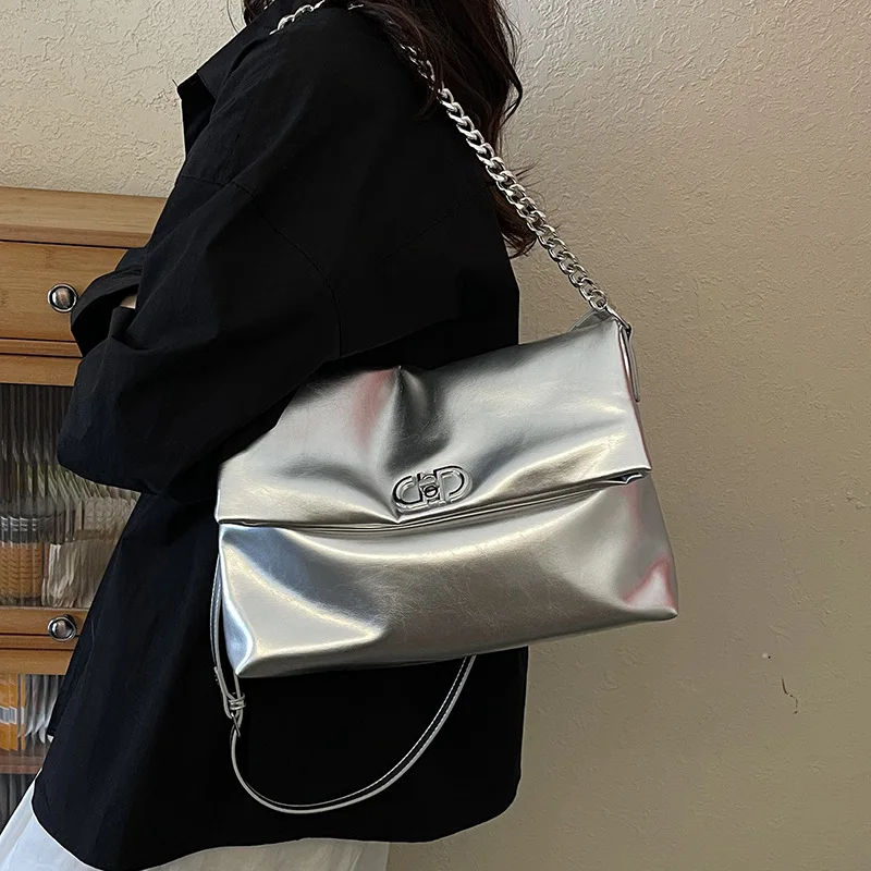 Trendy crossbodytas met ketting 2025, nieuw voor dames, casual opvouwbare schoudertas, lichtgewicht tas met grote capaciteit voor dagelijks gebruik