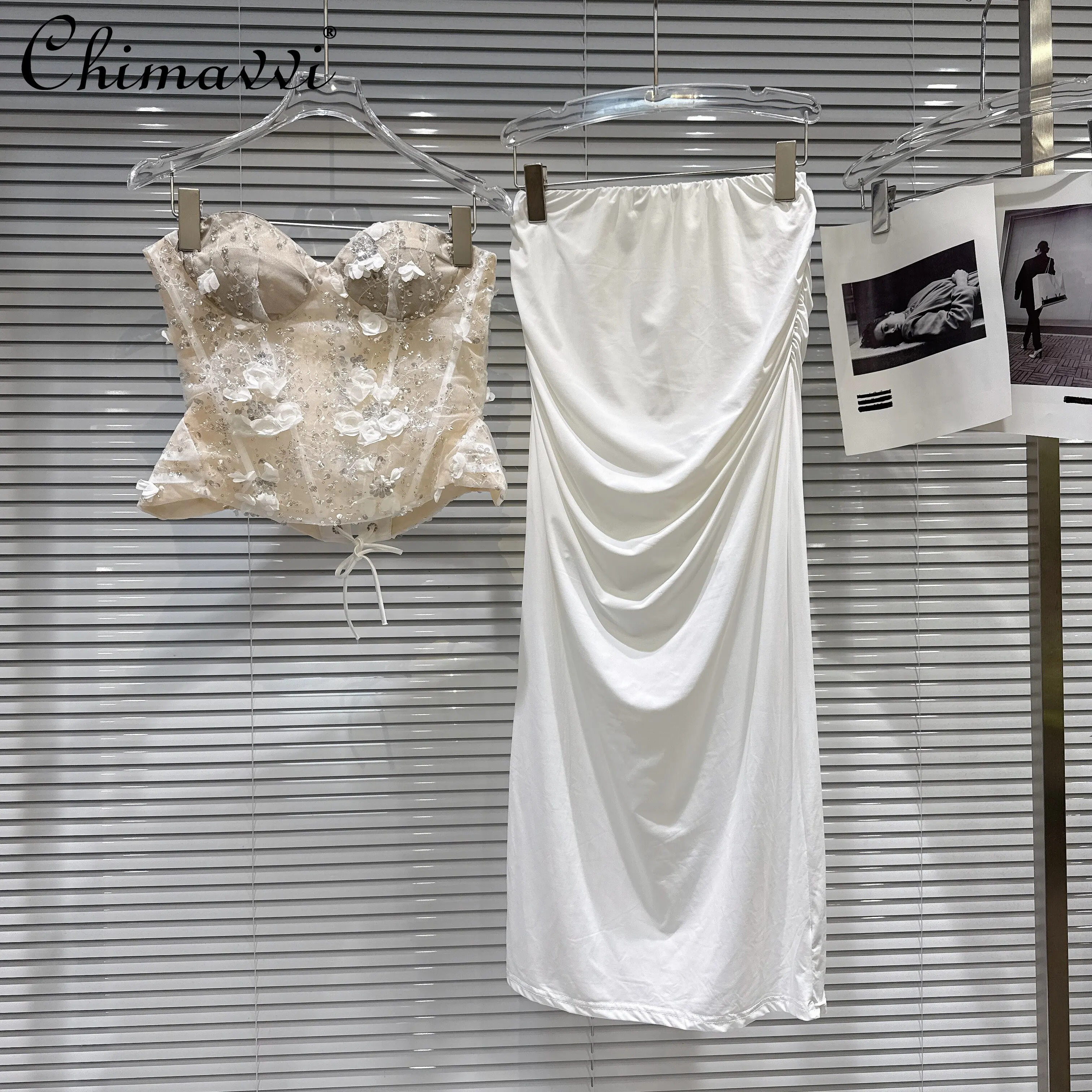 

Элегантный французский модный комплект для светских мероприятий: топ-корсет с 3D цветами и стразами, плиссированная юбка макси с высокой талией, комплект из двух предметов для женщин