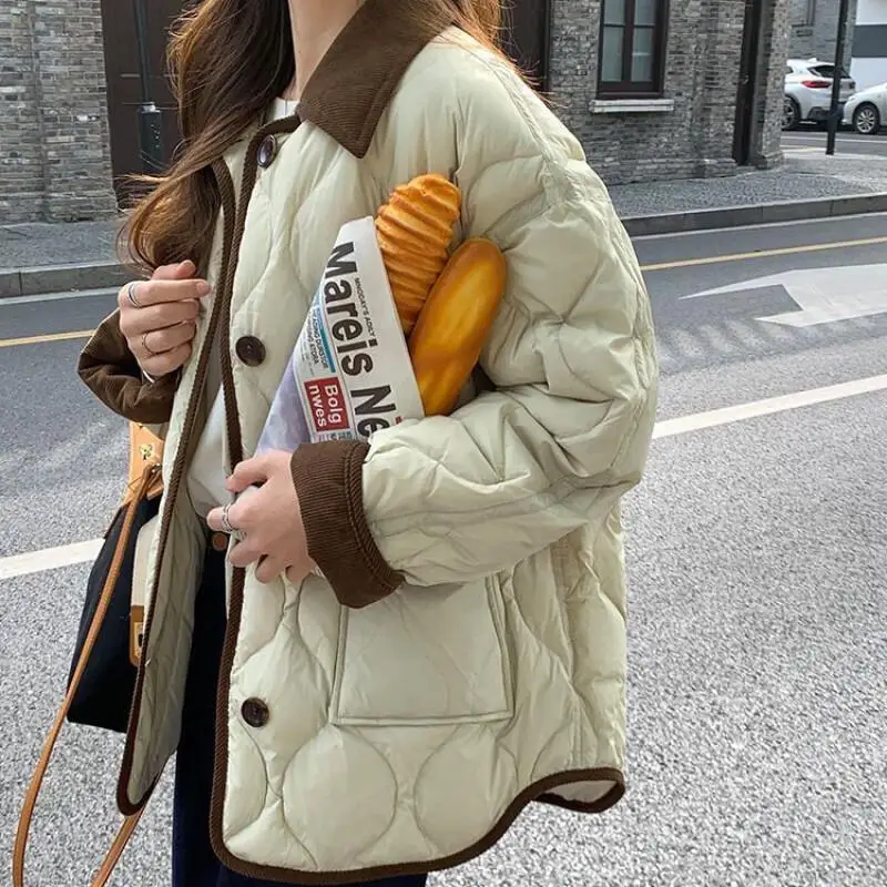 

Новая зимняя модель, короткий стиль в корейском стиле, женская куртка на хлопковой подкладке, легкое и тонкое свободное пальто с цветными блоками и лацканами