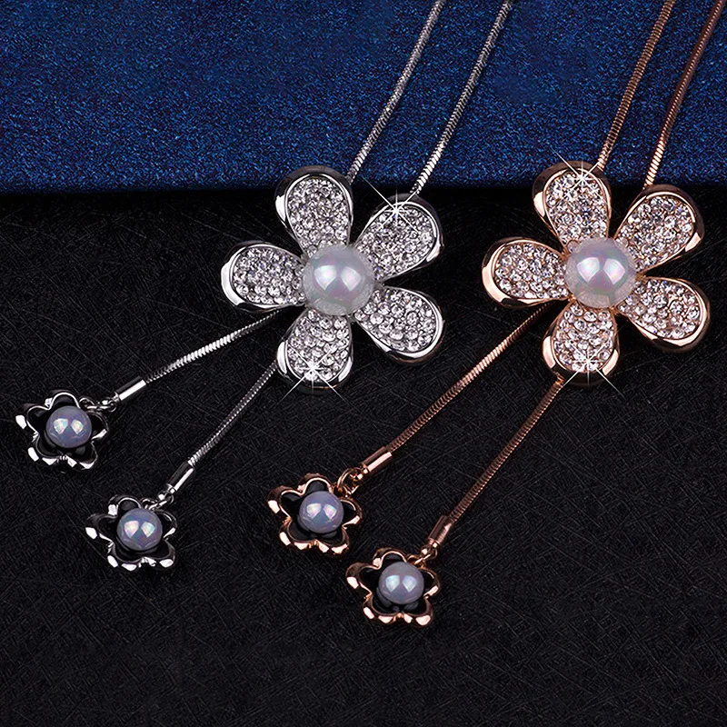 

New autumn and winter fashionable knitted sweater chain flower pendant tassel women's necklace, sweater chain