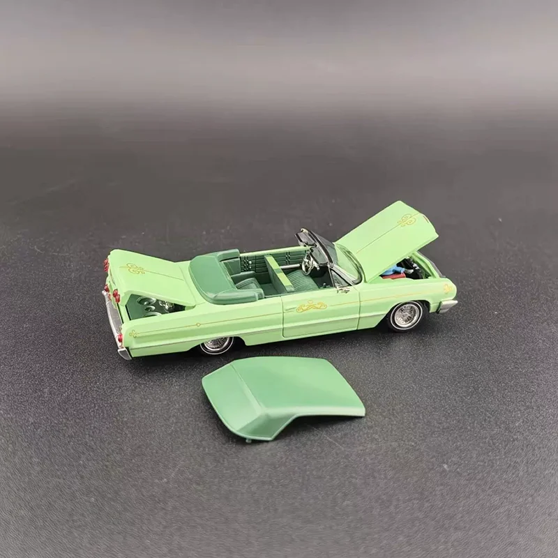 FineWorks Diecast 1:64 Scale Impala Lowrider Alloy Car Model Static Display Collectable Toy Gift Souvenir Decoration Hobby