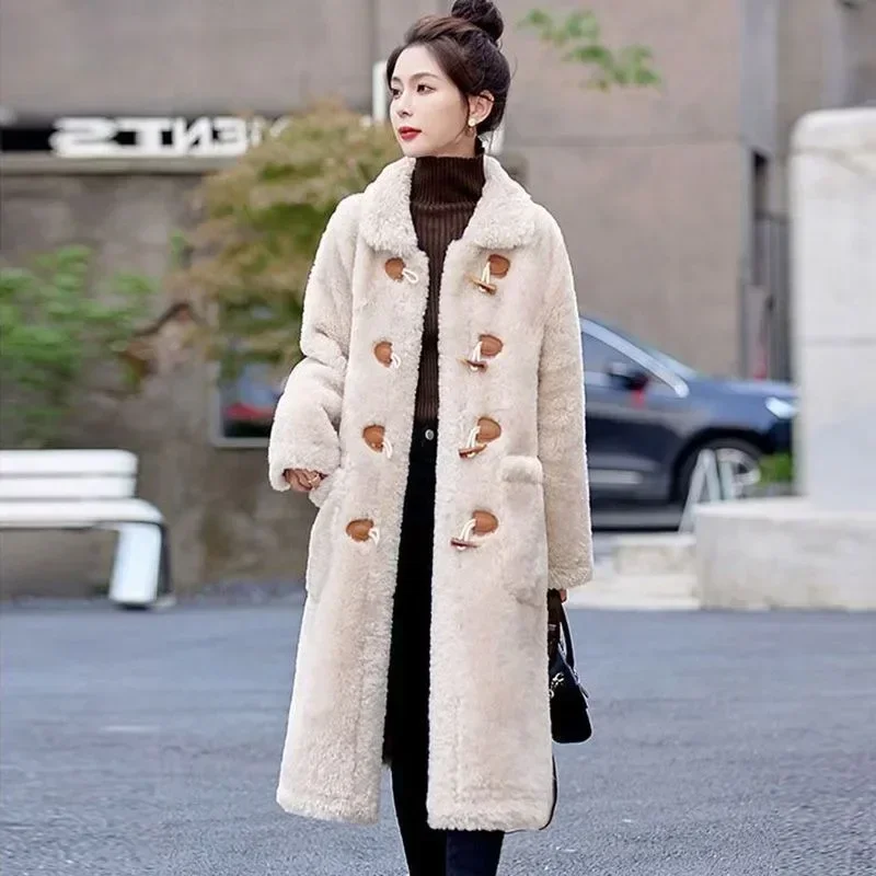 Horn Buckle Fashion in The Long Lamb Fur Coat for Women 2024 Autumn and Winter New Warm Fur One Coat Tide Fashionable and Simple