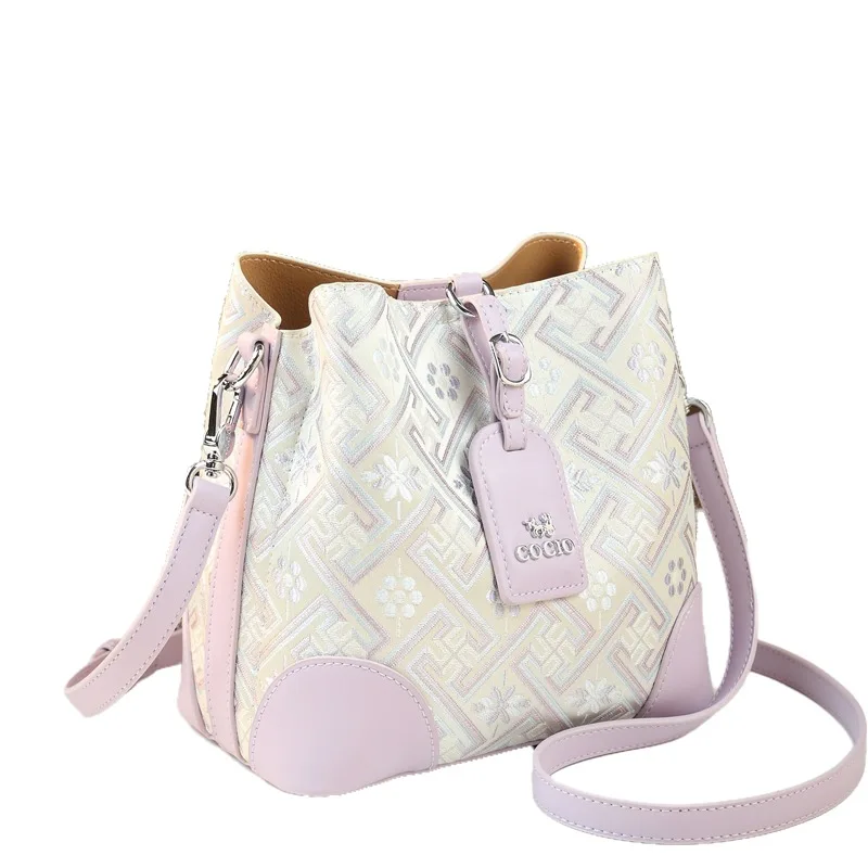 This year's popular bucket bag women is 2026 new summer model, offering a high-end feel, with a large capacity and