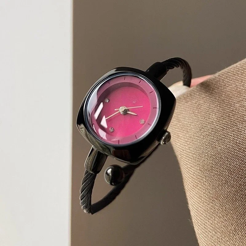 Light luxury temperament niche high-end watch women's bracelet design quartz watch