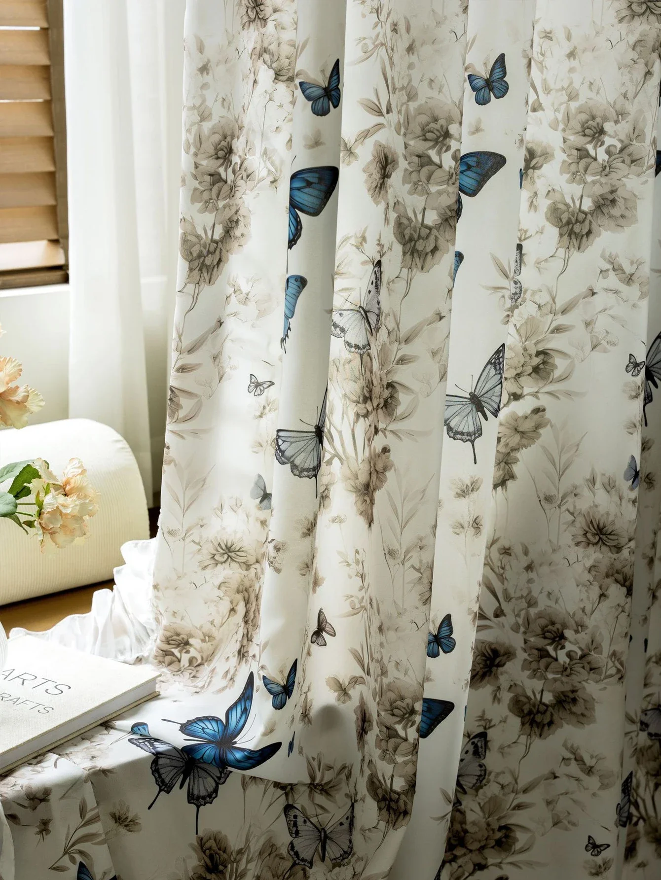 

Butterfly Printed Yarn Living Room Balcony Bedroom Beautiful Partition Curtain Light-transmitting Curtain White Jade Yarn