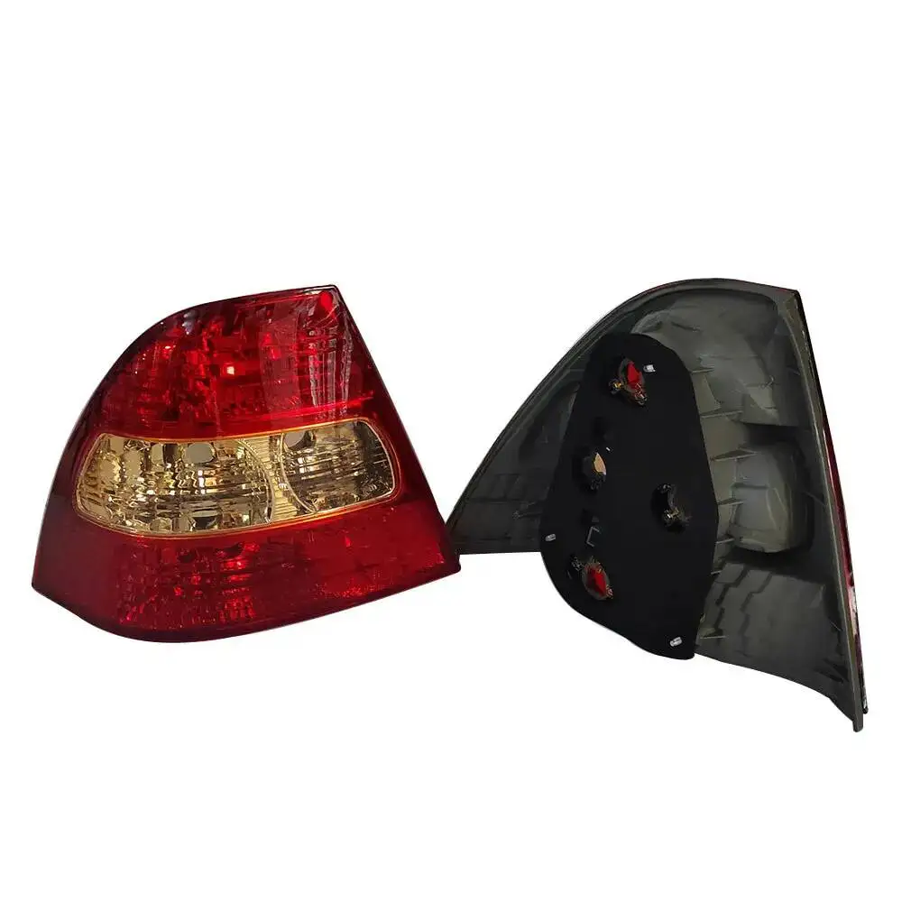 1 Pair Car Brake Lights For Corolla E120 2000-04 Corolla Fielder NZE120 Automobile Taillights Turn Signals 815611E220 815511E260