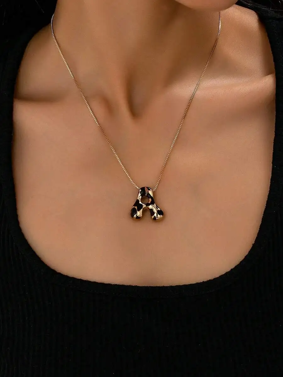 

Leopard Print Letter A Pendant Necklace For Women Alloy Chain Daily Wear Fashion Jewelry