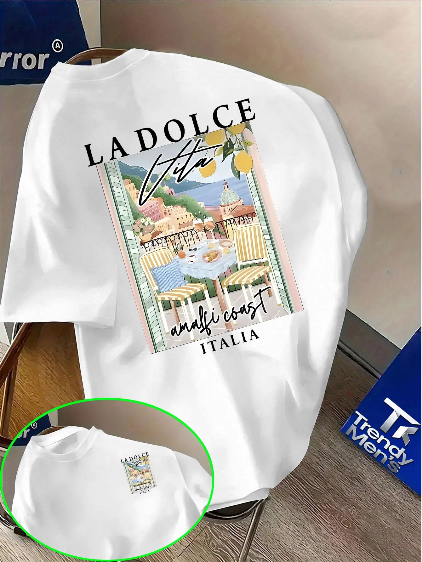 La Dolce Vita Amalfi Coast Print auf 100% Baumwolle Herren-T-Shirt, ideal für Sommer, Freizeiturlaub und Streetwear-Ausflüge.