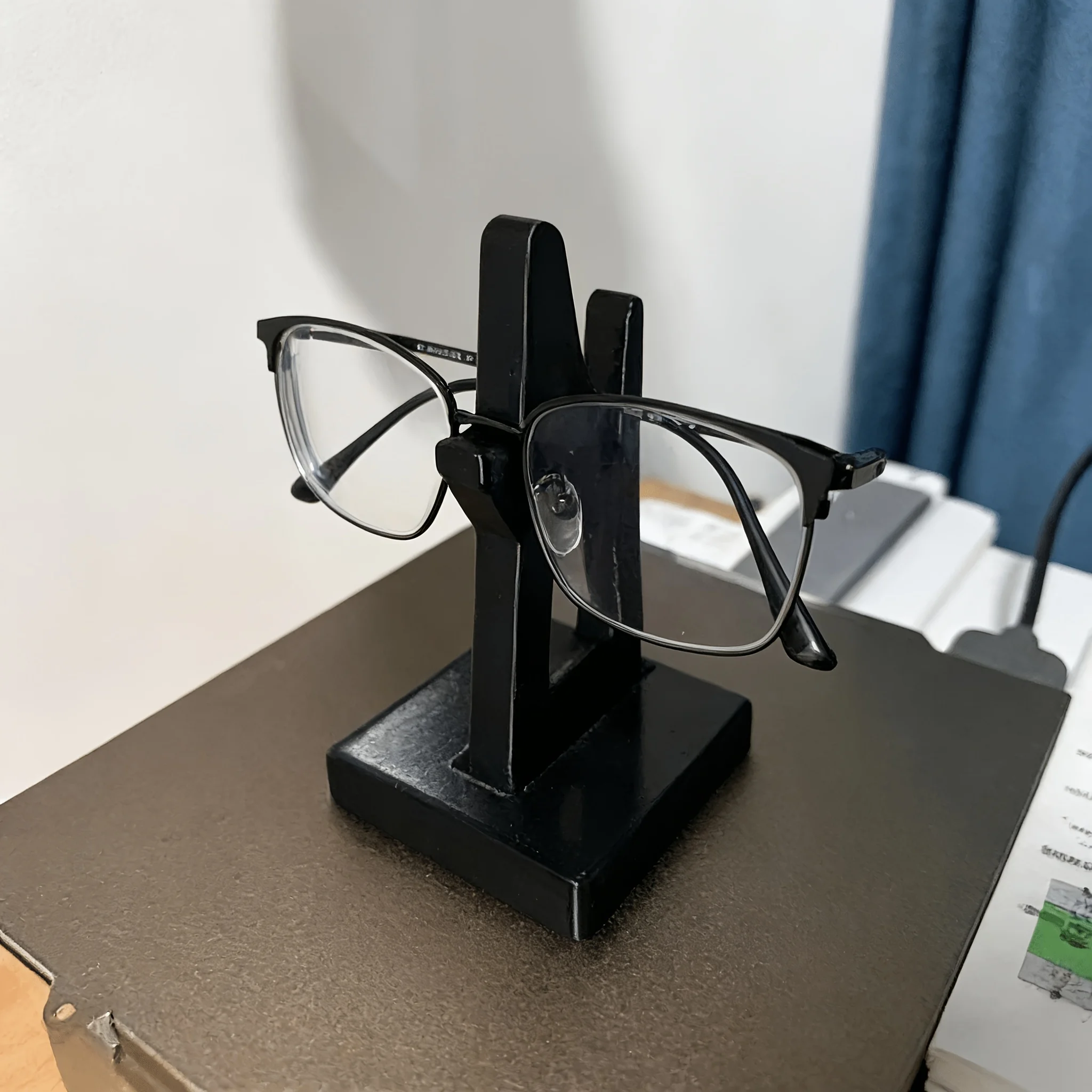 3D Printed Minimalist Geometric Glasses Stand, Solid Color Desktop Glasses Storage Rack, Office Bedroom Sunglasses Display Base