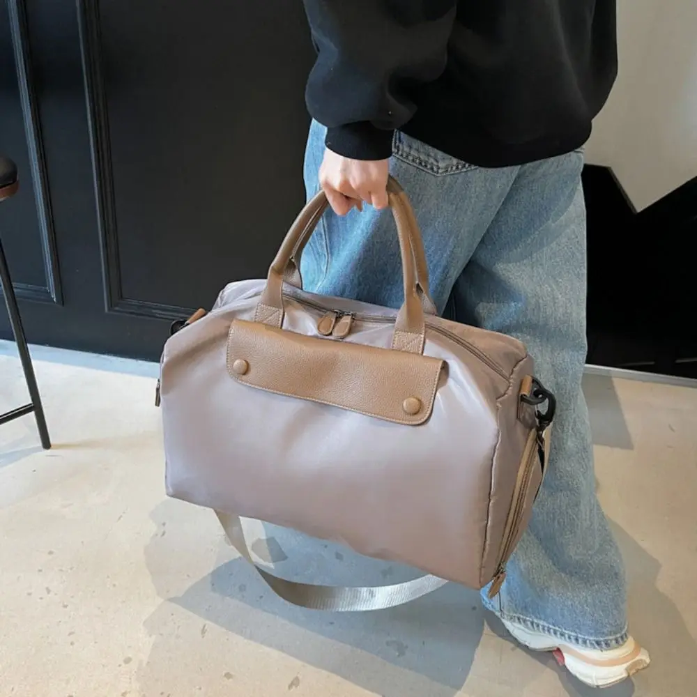 

New Large Capacity Sports Bags Oxford Waterproof Travel Bags Dry And Wet Items Thickened Fabric Fitness Bags