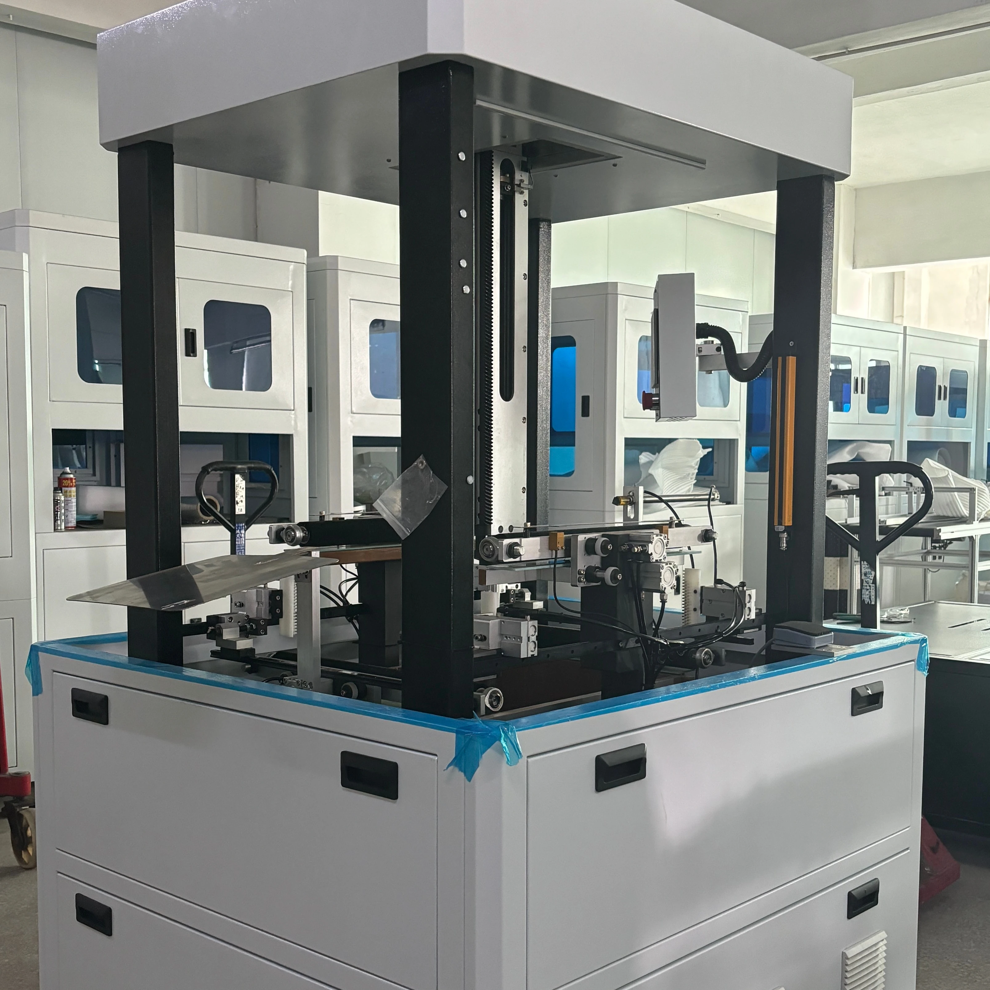 

ZY-500T Automatic Die-Adjusting Gift Box Forming Machine Top-and-Bottom Box Forming Machine Rigid Packing Paper Box