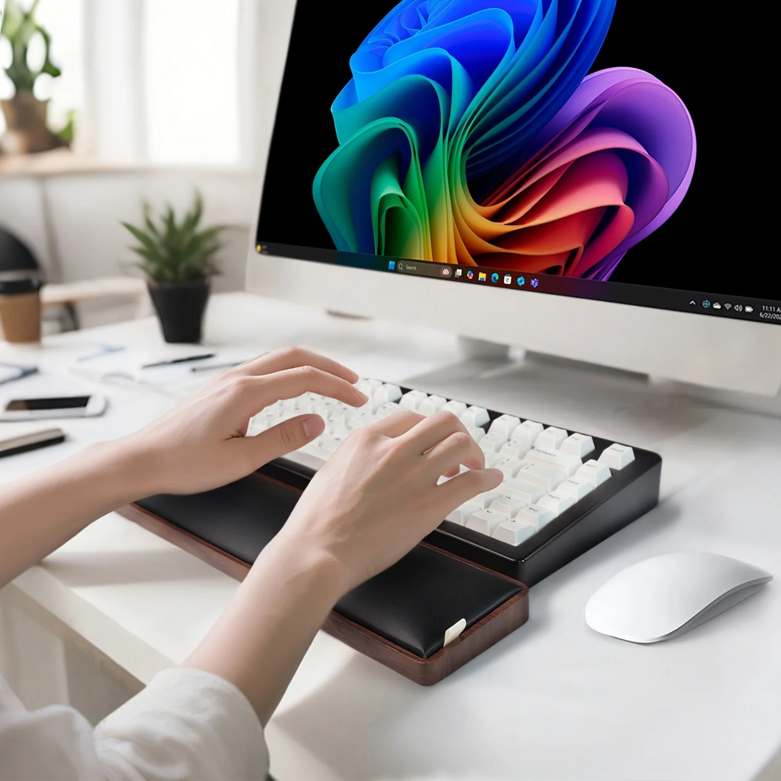 مسند معصم مريح للوحة المفاتيح الخشبية - خشب طبيعي، ملحق مكتب متين لمفاتيح 108/98/87/67، وسادة دعم مريحة للمعصم