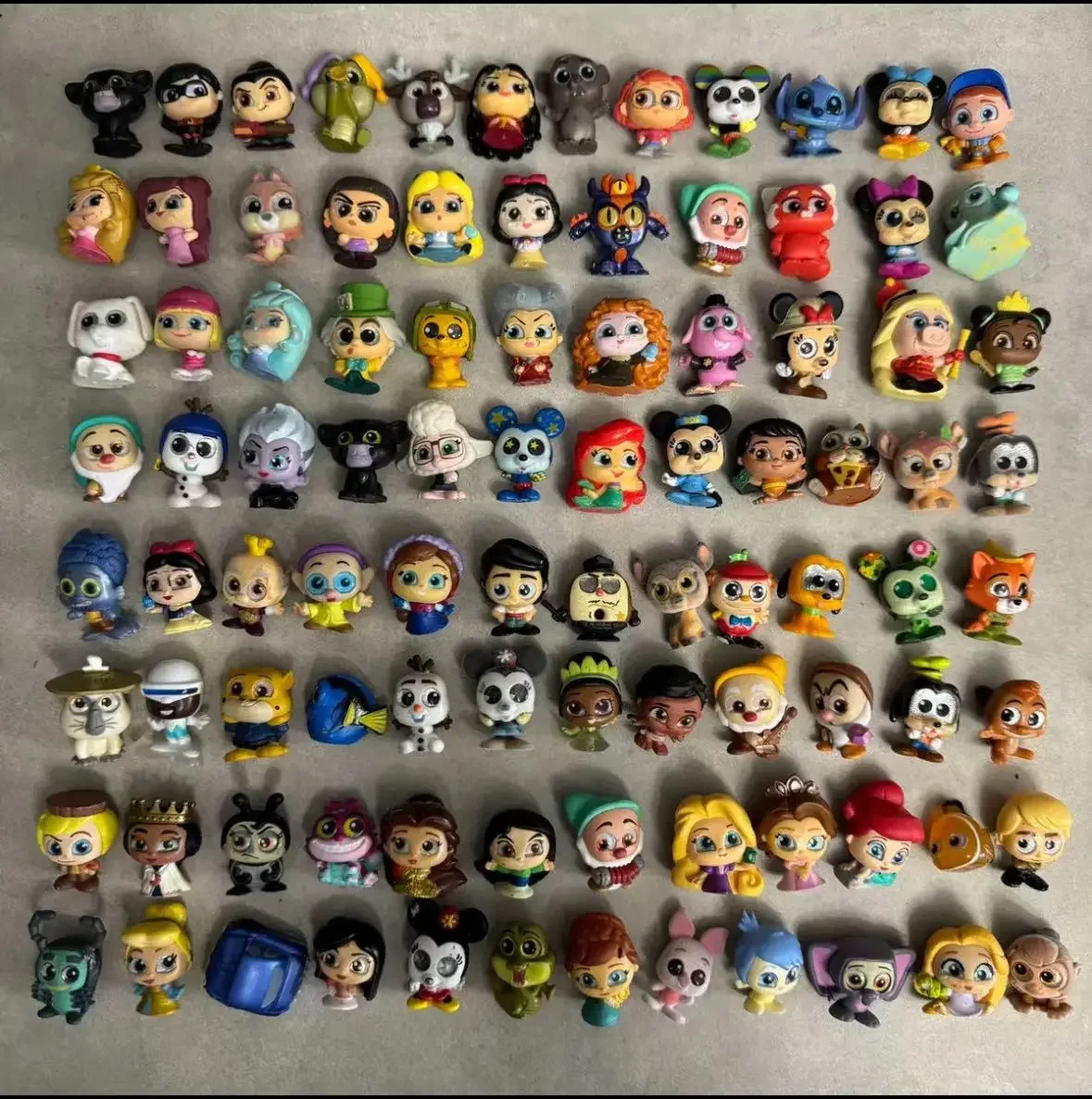 Disney doorables figuras dos desenhos animados 10/20/50 pçs kawaii mickey mouse princesa anna elsa vidro grande olhos boneca série coletar presente do miúdo