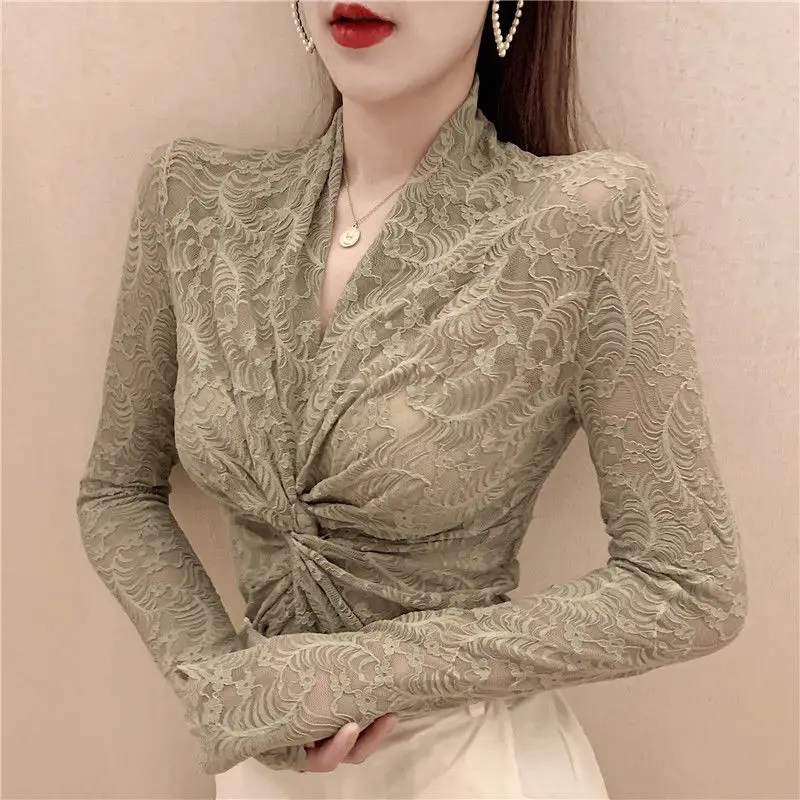 Casual Lace Hollow Out T-shirt Sexy Slim Stylish Folds Spring Autumn Long Sleeve Female Clothing Elegant V-Neck Gauze Pullovers