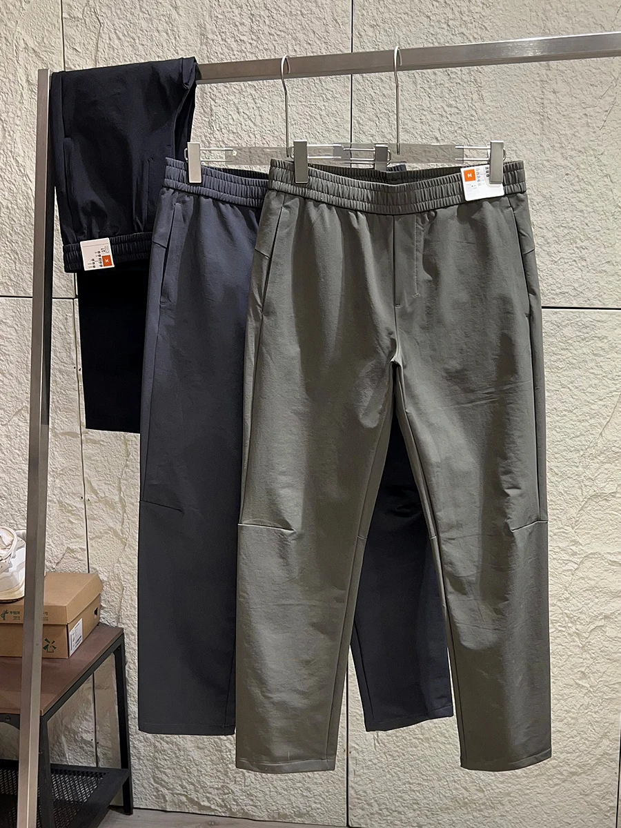 High-End Outdoor Men's Fleece-Lined Straight Leg Casual Pants Windproof Water-Resistant 3D Tailoring Comfortable Leisure Trou...