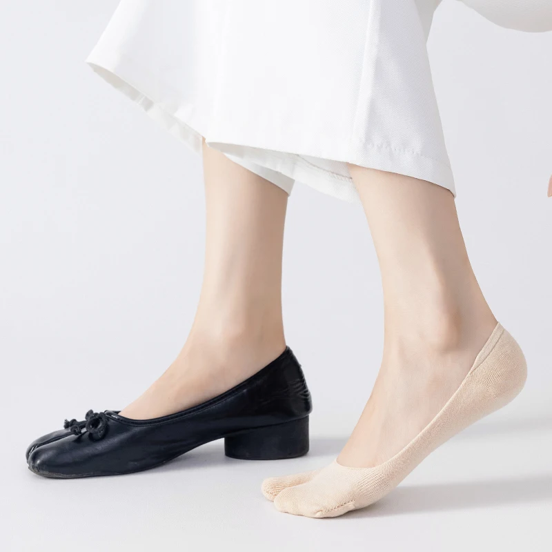 3 أزواج من الجوارب النسائية القطنية الصيفية بلون سادة بسيطة من السيليكون المضادة للانزلاق قابلة للتنفس على طراز الكلية غير مرئية بمقدمتين #5