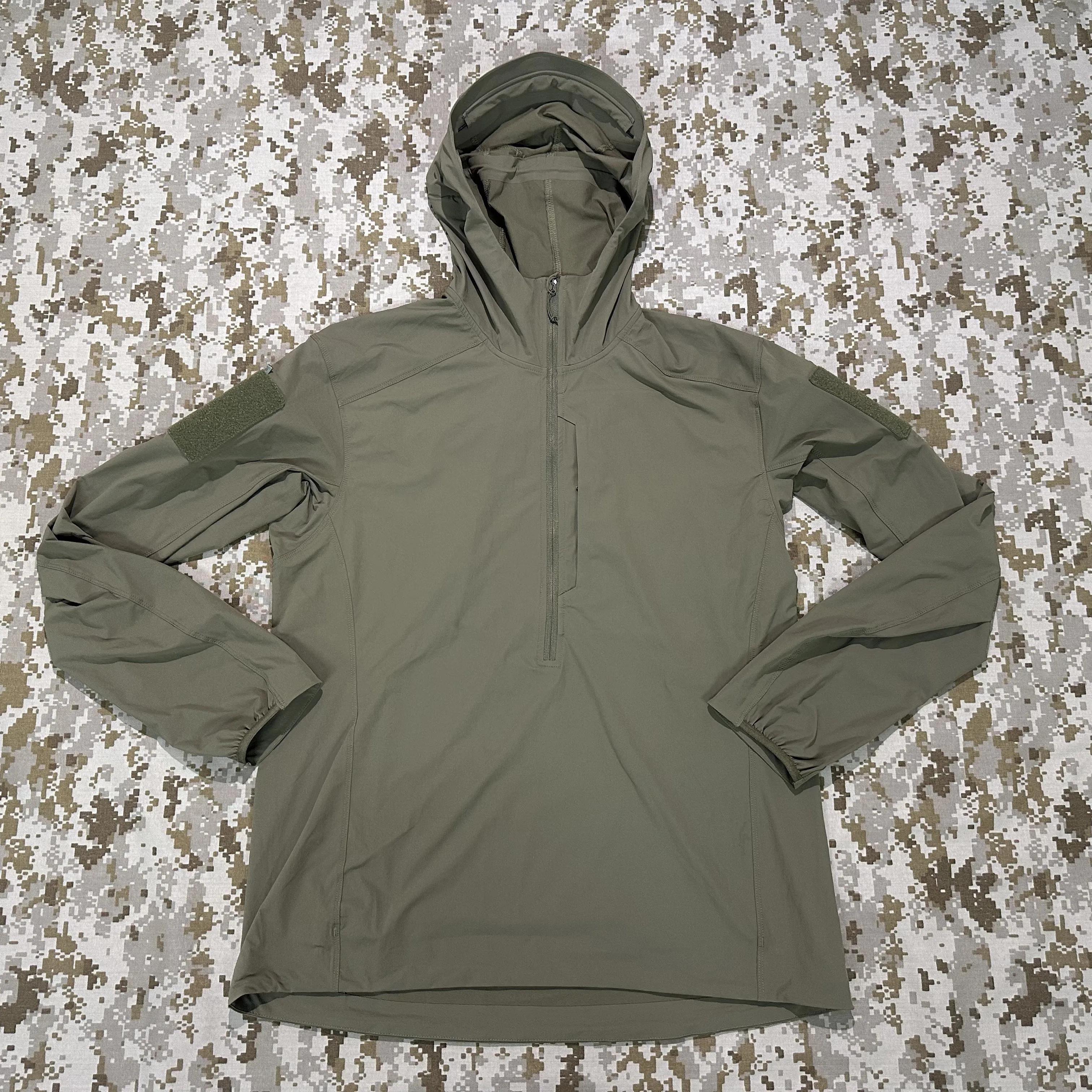 sports-de-loisirs-en-plein-air-le-leger-unisexe-sl-soft-shell-top-skin-coupe-vent