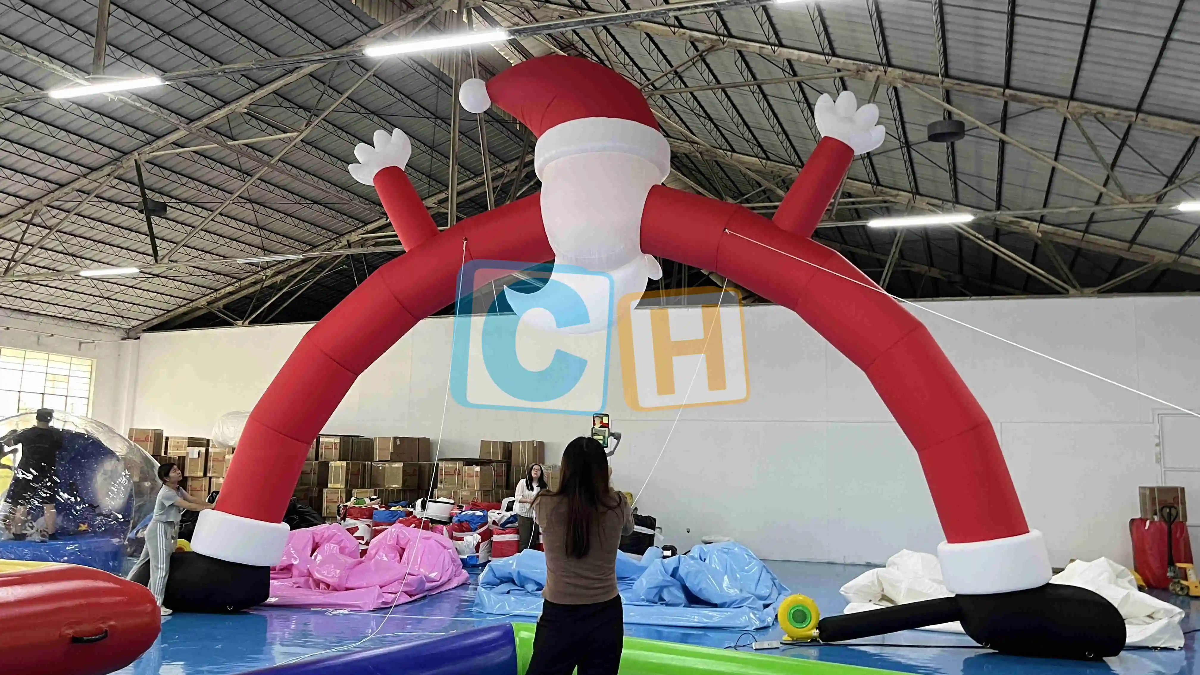 Arco inflable de PVC de Papá Noel para entrada, arco festivo para Navidad, alegría mágica, promoción al aire libre, soplador de aire Digital LED