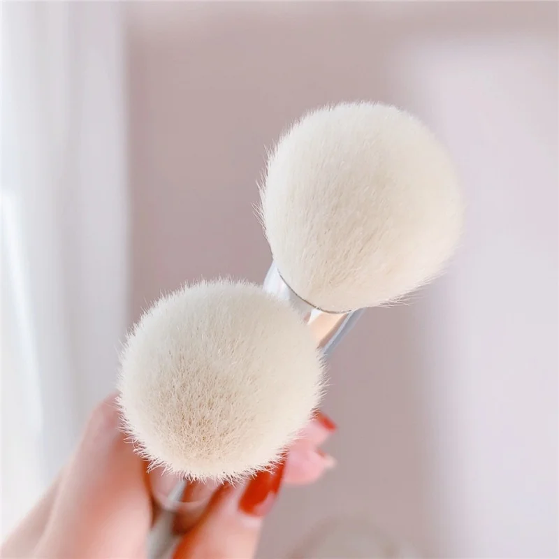 Luxury Ebony Wood Round Cheek Makeup Brush - Super Soft Saikoho Goat Brisltes Powder Blush Cosmetics Brush Tool