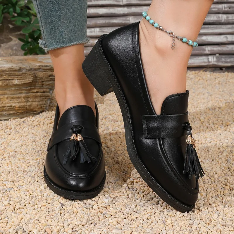 Women's Black Platform Slip-On Leather Shoes Round-Toe Chain Buckle High-Heeled Loafers Korean Platform Retro Casual Shoes