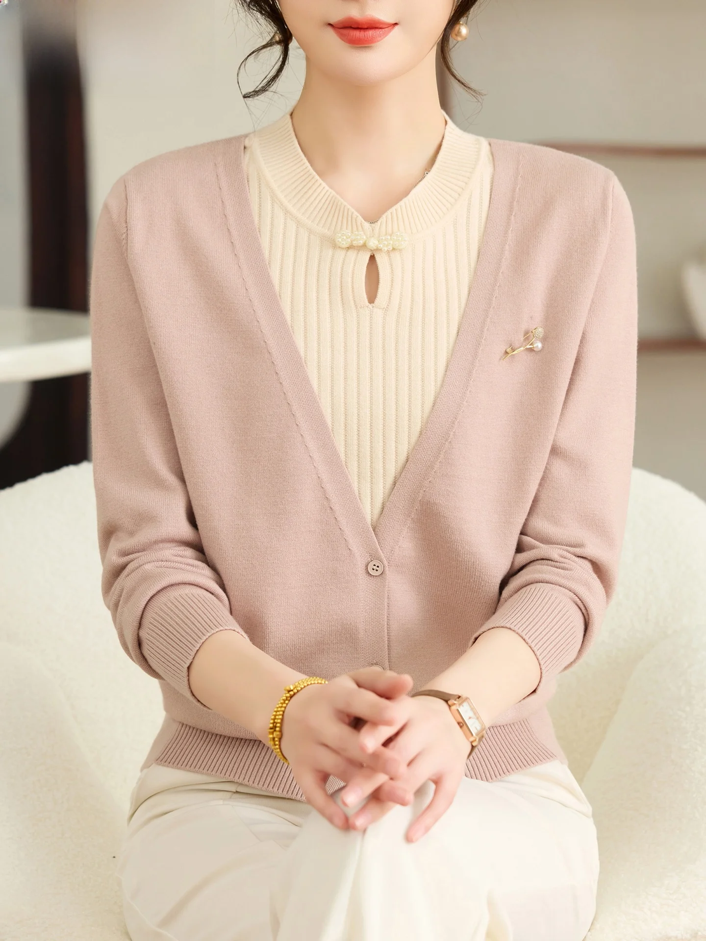 

Вязаный свитер для женщин среднего возраста в китайском стиле, имитация двухслойности, осенне-зимний, новинка