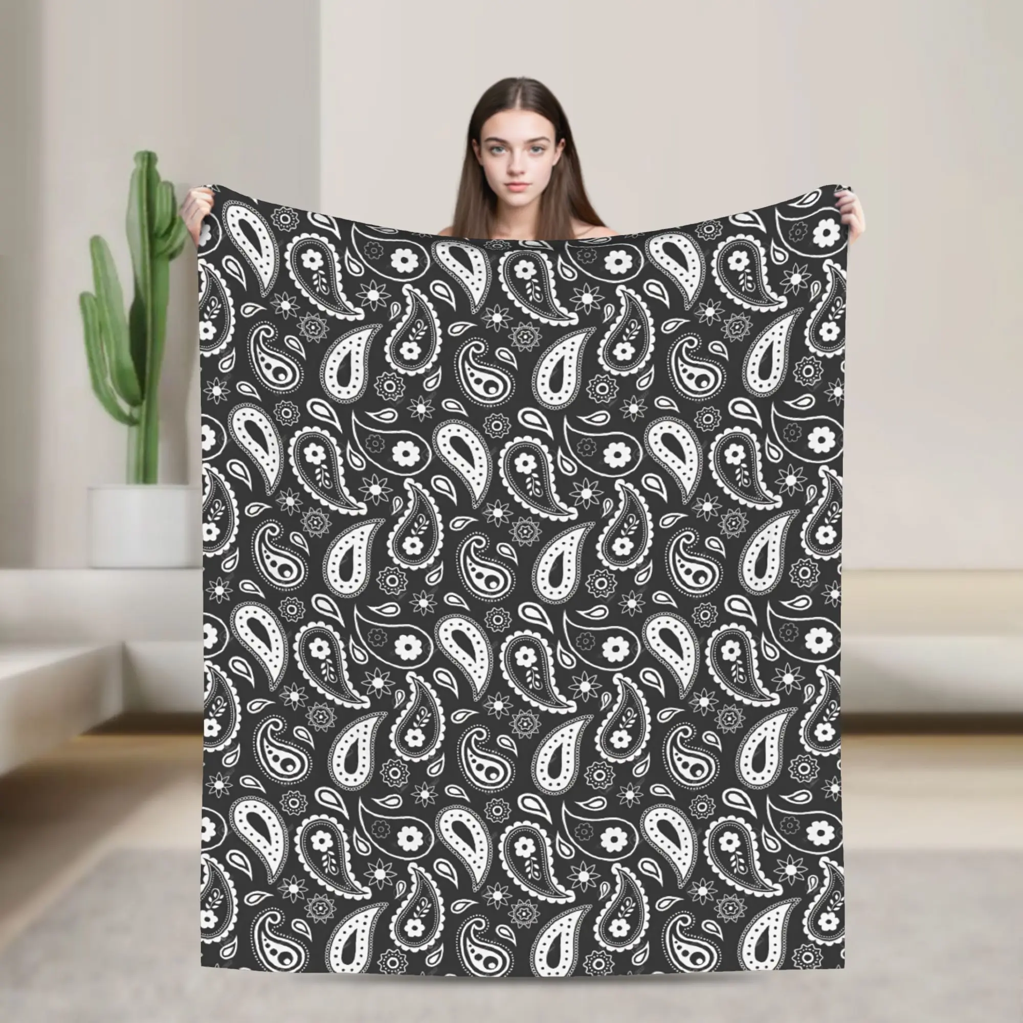 Black White Paisley Bandana Seamless Pattern Flannel Blanket Girls  Soft Throw Blanket Winter Couch Chair Bedspread Bed Cover