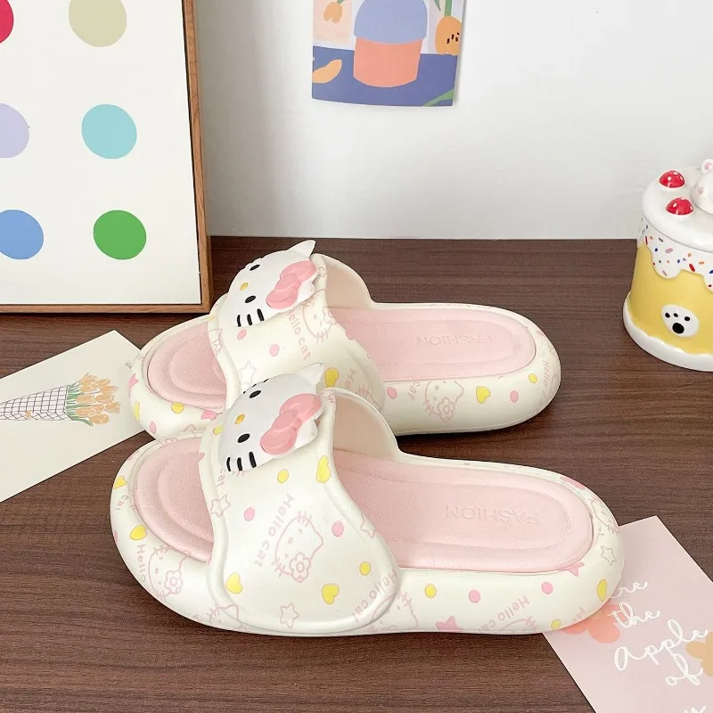 

Cute KT Cat Fashionable and Versatile Women's Summer Home and Dormitory Slippers with Sweet Floral Prints Niche EVA Material