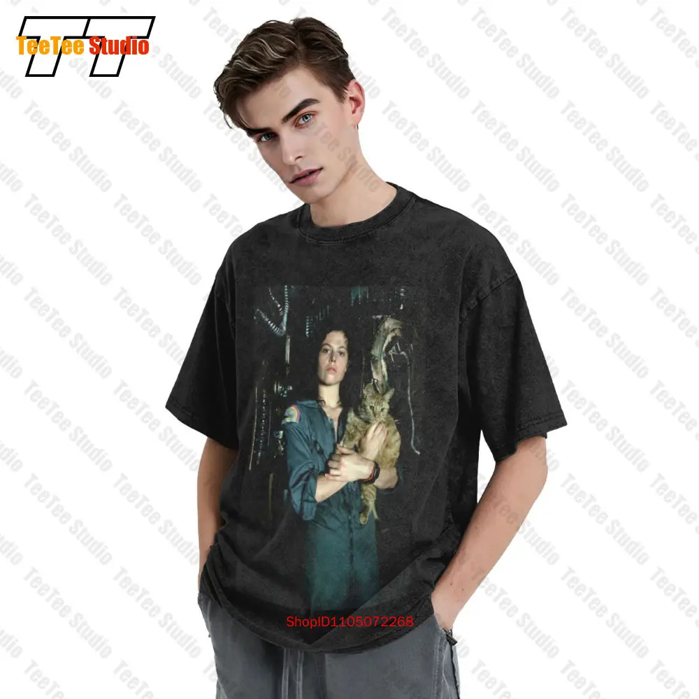 Alien Ellen Ripley Photo Vintage Oversized T-Shirt Y6ZO view 3