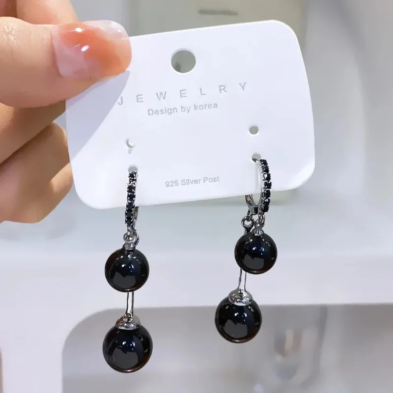 Temperament Statement Black Pearl Drop Earrings for Women Korean Fashion Retro Luxury Dangle Earring Goth Jewelry Pendientes