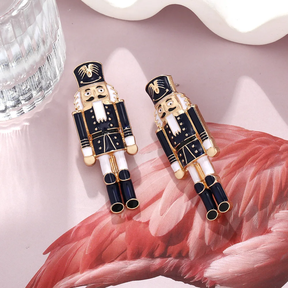 Vintage Cartoon Creative Metal Nutcracker soldier Drop Earrings for Women Christmas Festival Party Jewelry Accessories