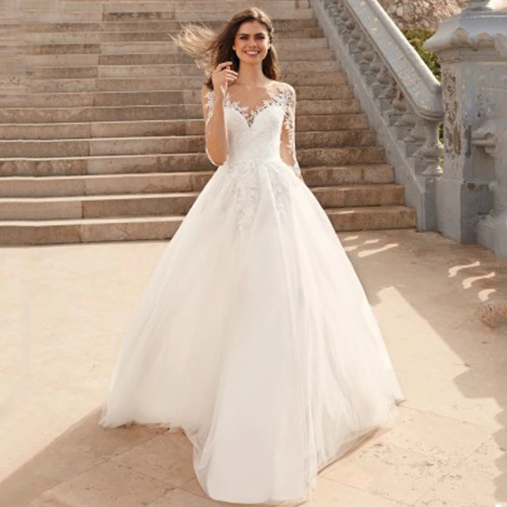 

Three Quarter Sleeve Tulle Applique Wedding Dress Illusion Back V-Neck A-Line Floor Length Bridal Marriage Custom Made Gowns