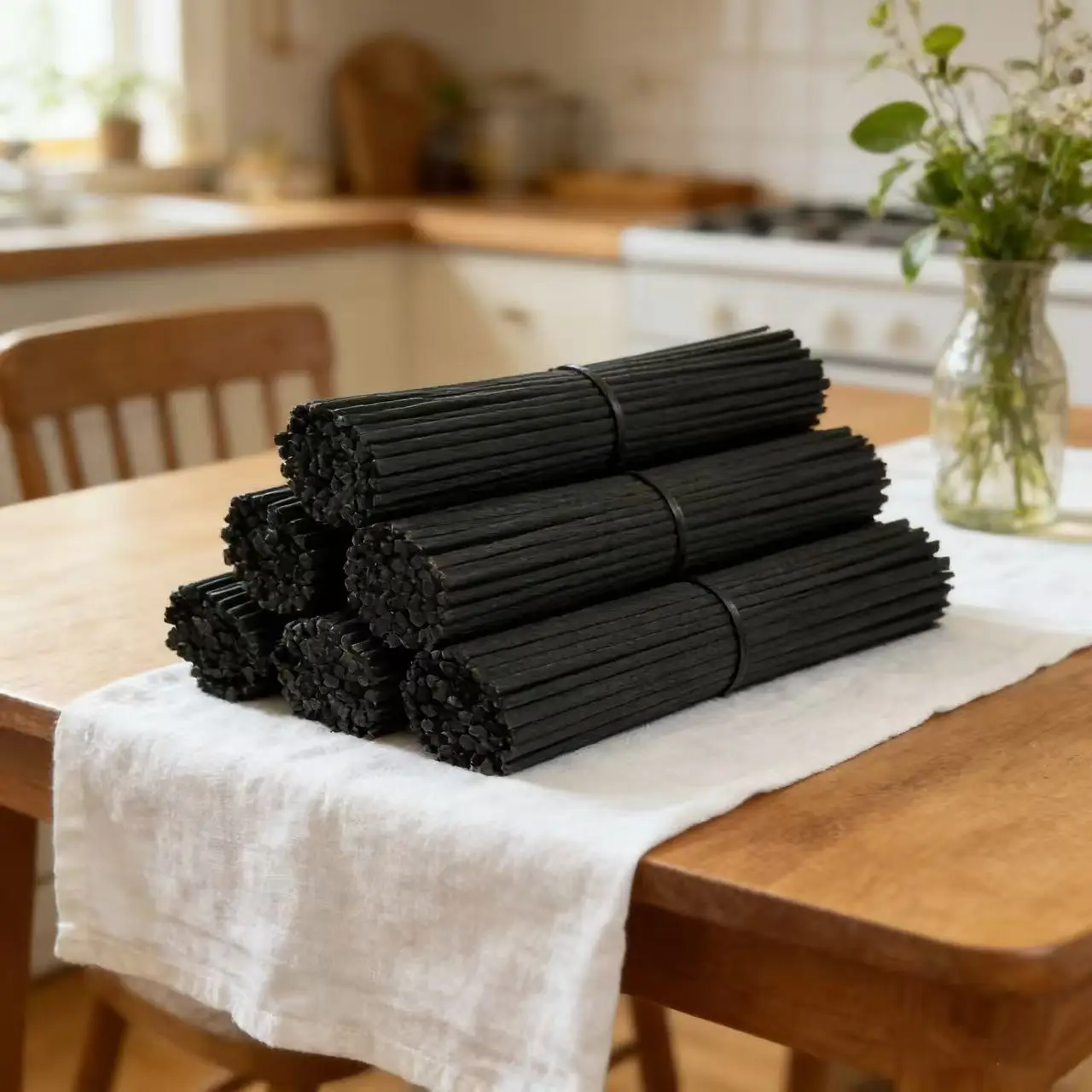 500PCS 18CMX3MM Black Fiber Rattan Sticks for Reed Diffuser Home Decor Aromatherapy Rattan Volatilizing Rods for Air Freshener