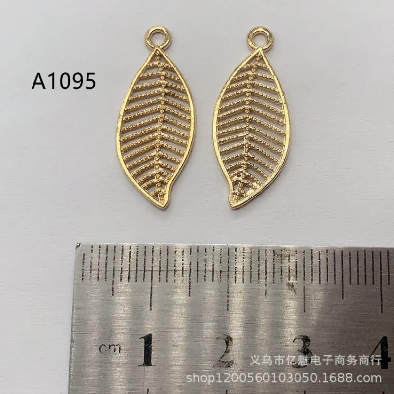 Factory Direct Sales 100Pieces diy Jewelry Hollow Out 27MM Leaf Pendant Leaf Necklace Clothing Gift Decoration Material Pendant
