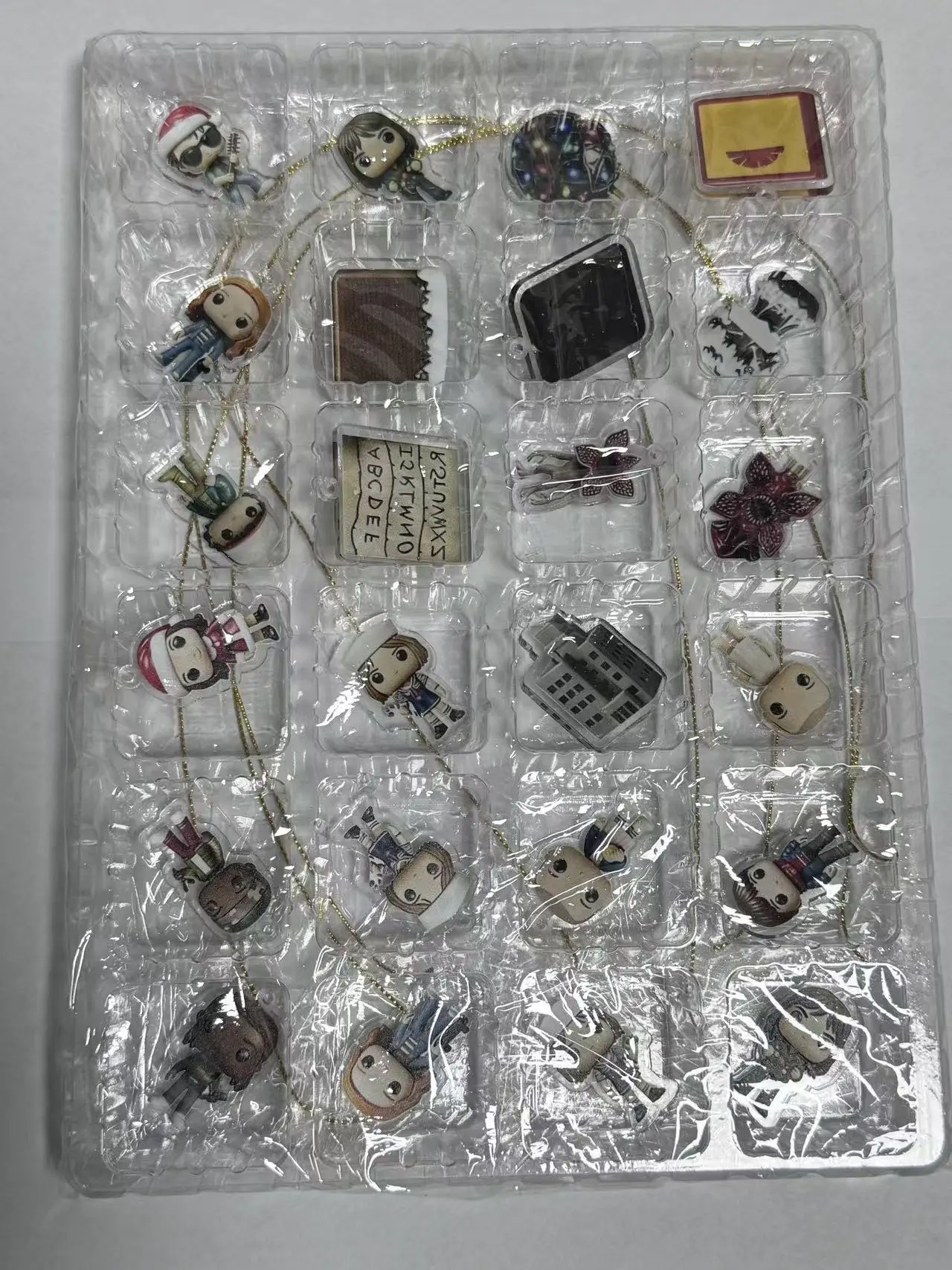 

Рождественский набор «Очень странный» — 2d акриловый орнамент и коллекционный адвент-календарь | Комплект Ultimate Fan для эксклюзивного ТВ-шоу