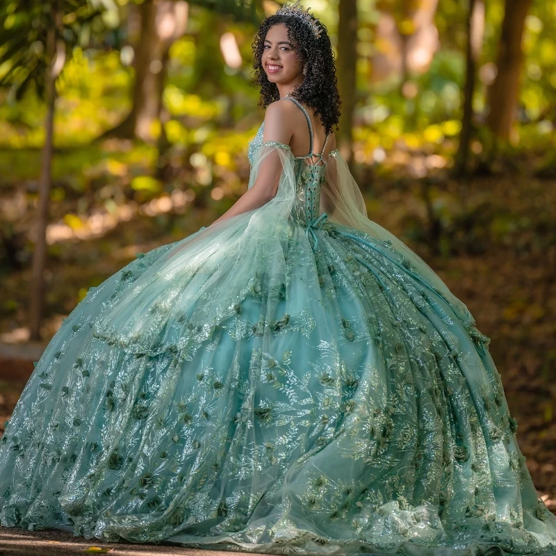 فساتين Quinceanera مخصصة باللون الأخضر النعناعي فستان حفلة مكشوف الأكتاف مزين بالترتر وخرز الزهور تول حلو 16 فستان فيستدوس 15