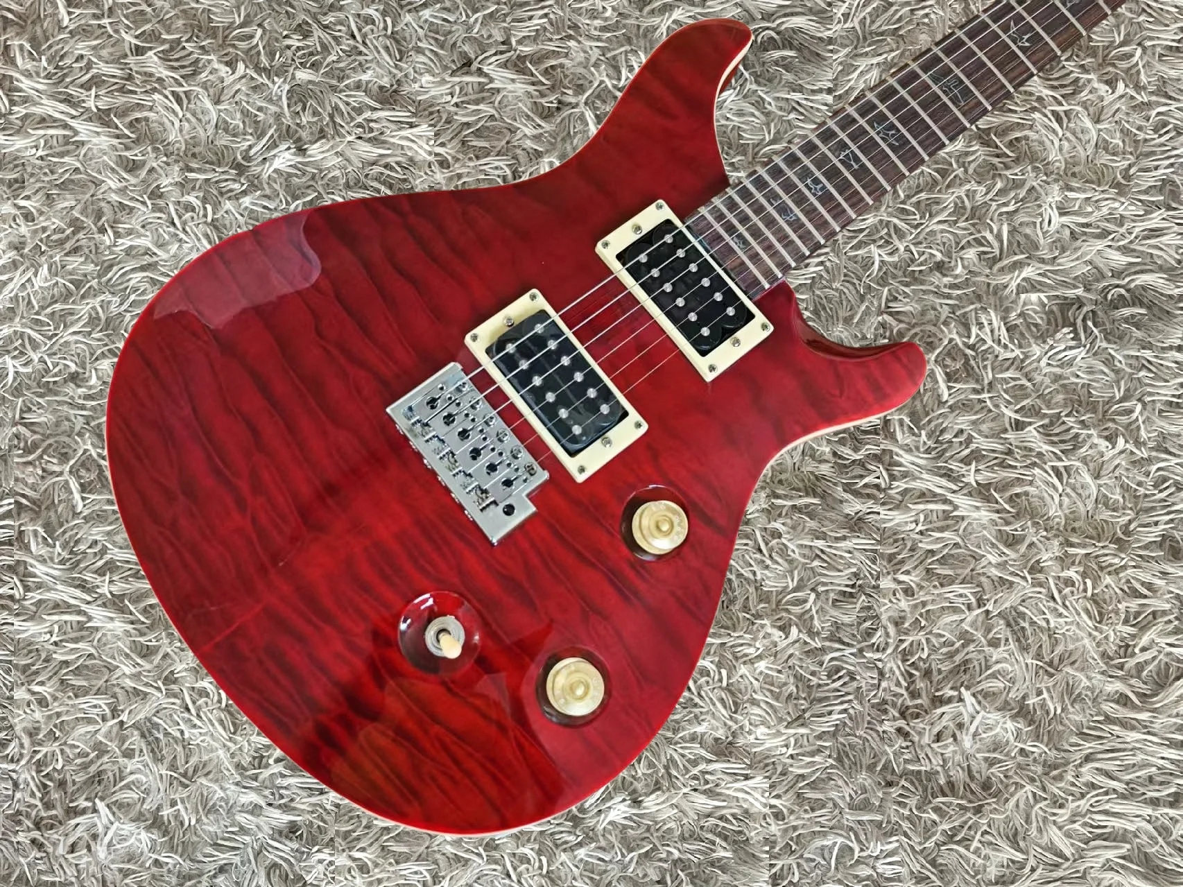 Heißer Verkauf, hochwertige E-Gitarre, brandneue 24-Custom Reed Smith Flame Maple Musikinstrumente # 009
